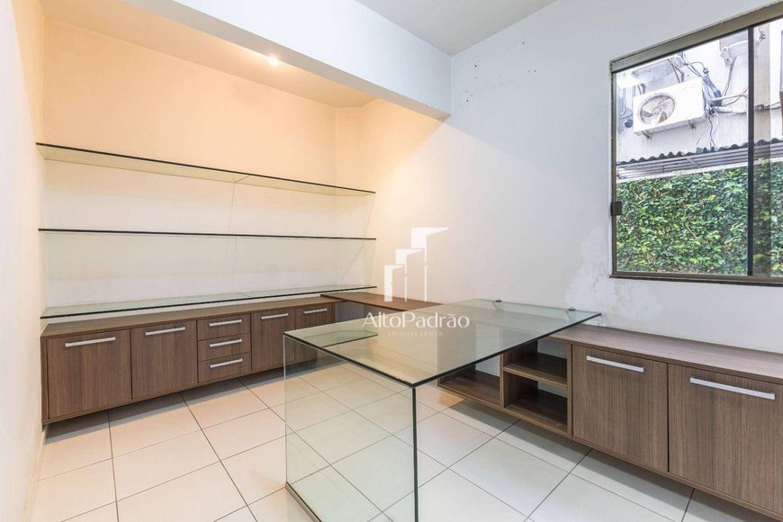 Casa Duplex em Condomínio Fechado à venda