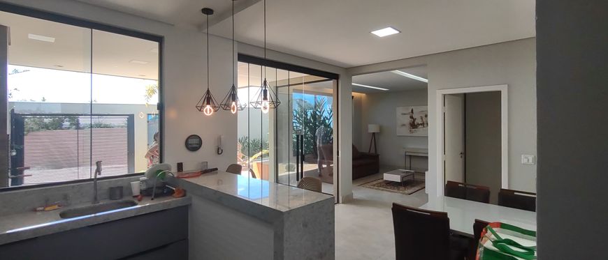 ARNIQUEIRAS CONJ 5, CASA 2 QTS, SUÍTE, ARM/PLAN, PISC/CHURR, COND ALTO PADRÃO, SÓ 720MIL