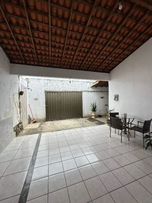 Casa à venda com 3 quartos - Teresina/PI