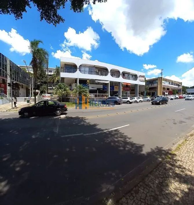 Excelente Loja com subsolo para Venda na CLN 308, Brasília/DF.
