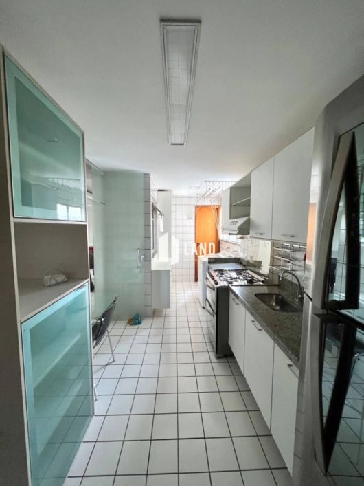 Oportunidade! Apartamento 04 quartos, 03 banheiros, Jóquei, Teresina -PI.