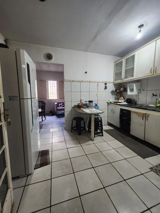 Imóvel para venda tem 1020 metros quadrados com 3 quartos em Vale Quem Tem - Teresina - PI