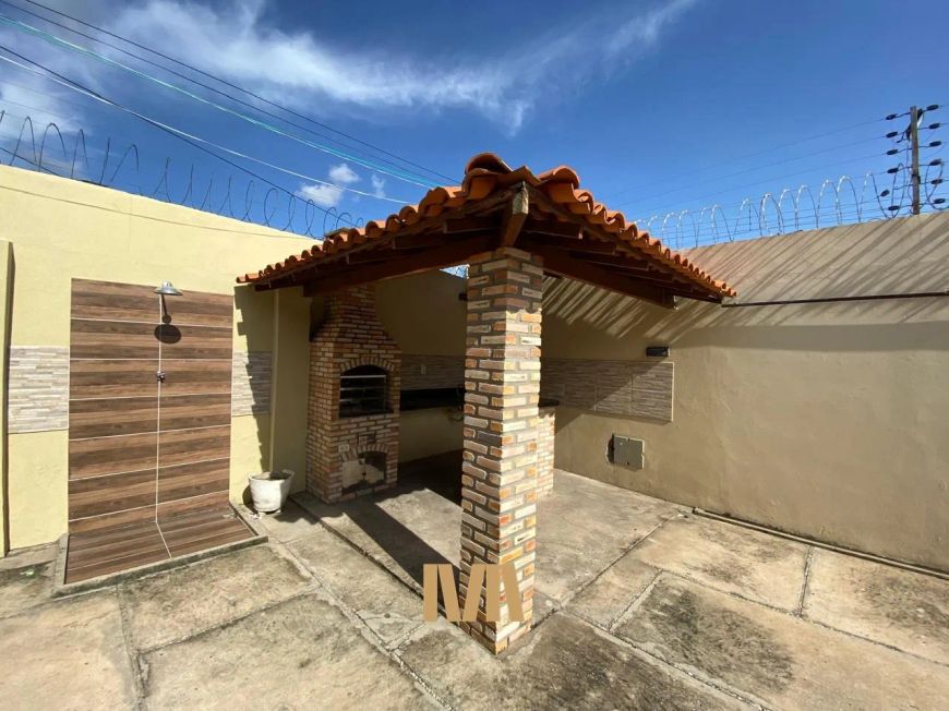 Casa com 04 Quartos | Área Gourmet | 300m² à venda na Primavera - Zona Norte