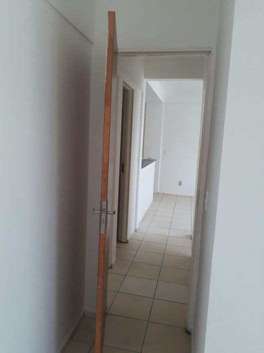 Apartamento para venda tem 56 metros quadrados com 3 quartos em Tancredo Neves - Teresina - PI