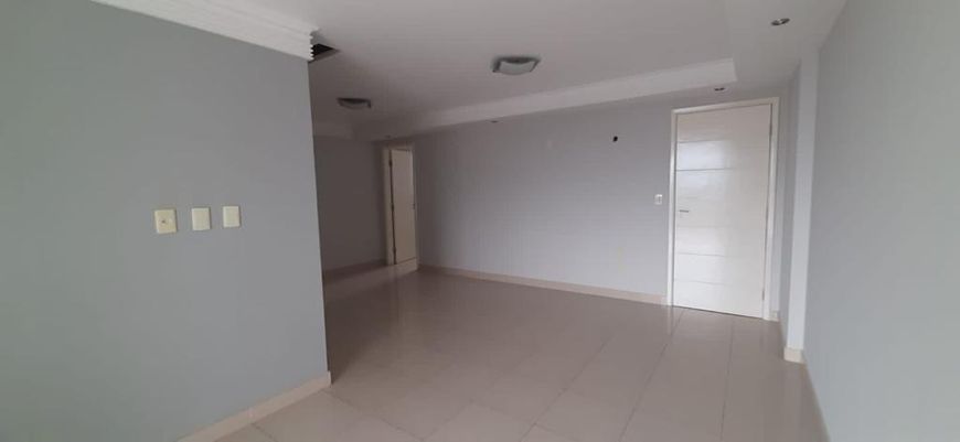 Apto no Jóquei - 115m²