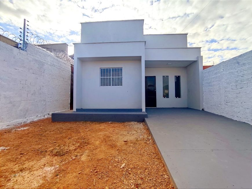 LF - Casa no Loteamento Conviver