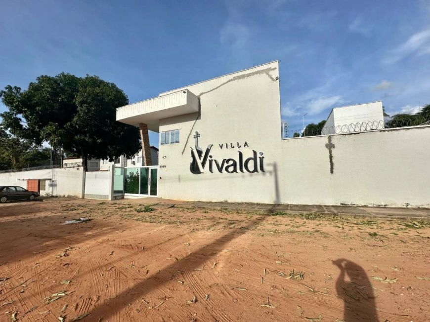 Casa duplex no Condomínio Villa Vivaldi com 04 quartos - Bairro Morros