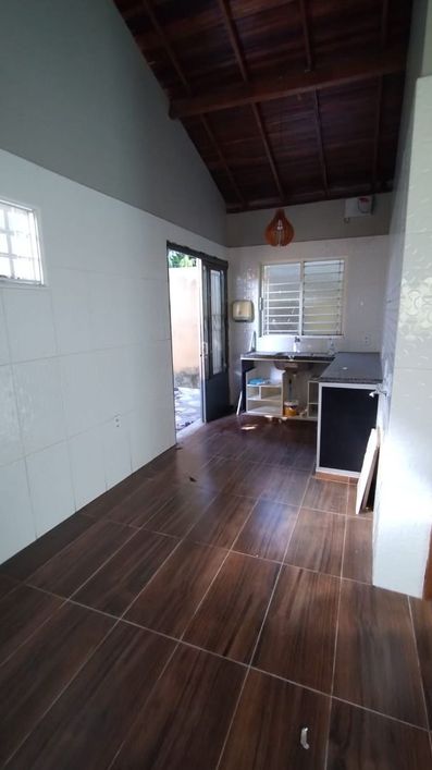 LMC Térrea para venda possui 114 metros quadrados com 3 quartos em Mocambinho - Teresina - PI