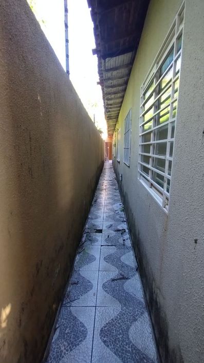 LMC Térrea para venda possui 114 metros quadrados com 3 quartos em Mocambinho - Teresina - PI