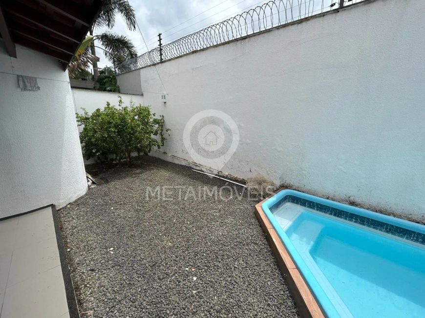 Casa em Condomínio de Luxo à Venda em Teresina-PI, Bairro Morros: 3 Quartos, 3 Suítes, 2 Salas, 2 Va