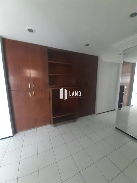 Apartamento um por andar de 162m2 no Bairro Fatima