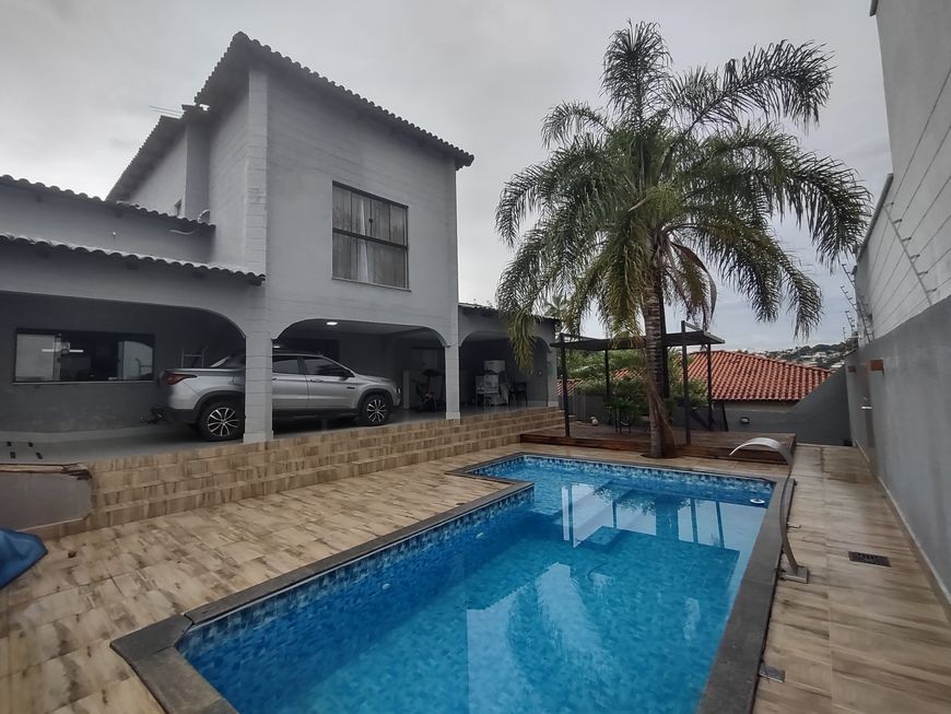ARNIQUEIRAS CONJ 5, CASA 4 QTS, 3 SUÍTES, FINO ACAB, ARM PLAN, LT 450M2, COLADO NO PARK WAY, AC IMOV
