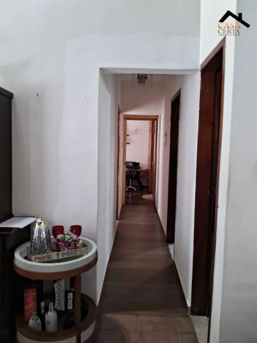 Casa para Venda em Teresina, São Cristovão, 4 dormitórios, 1 suíte, 2 banheiros, 4 vagas