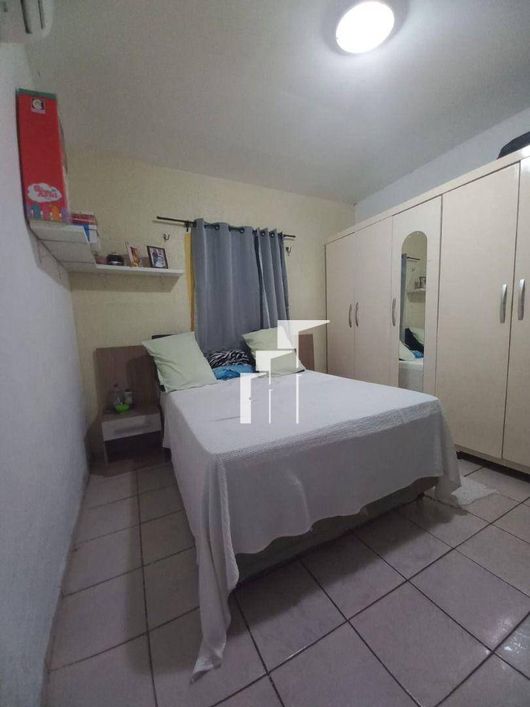 Casa com 3 dormitórios à venda por R$ 220.000,00 - Comprida - Teresina/PI