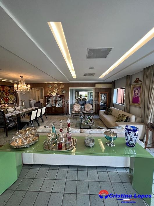 Apartamento no Edifício Petrus