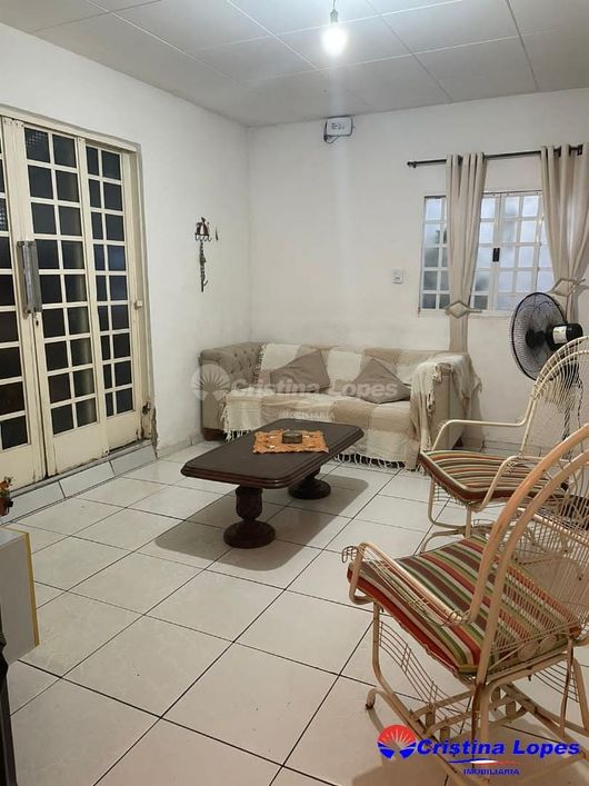 Casa Residencial à venda 4 Quartos, 2 Suites, 1 Vaga, Cristo Rei, Teresina - Piauí