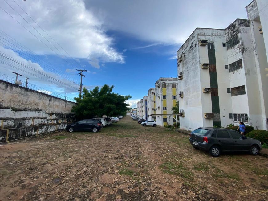 Apartamento para venda no Bairro Aeroporto - Condomínio Montsserat