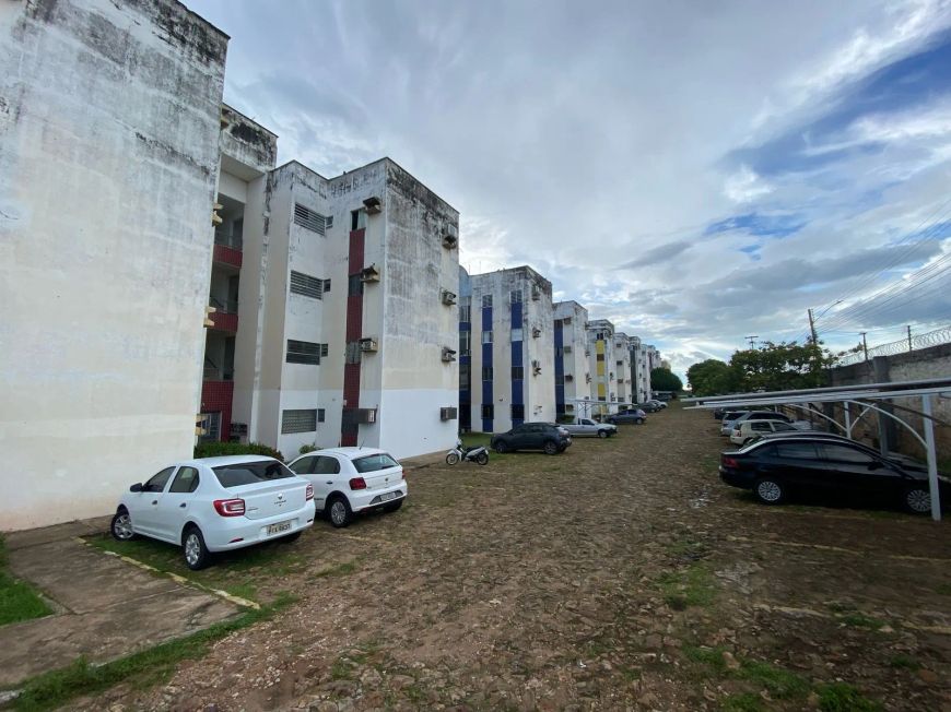Apartamento para venda no Bairro Aeroporto - Condomínio Montsserat