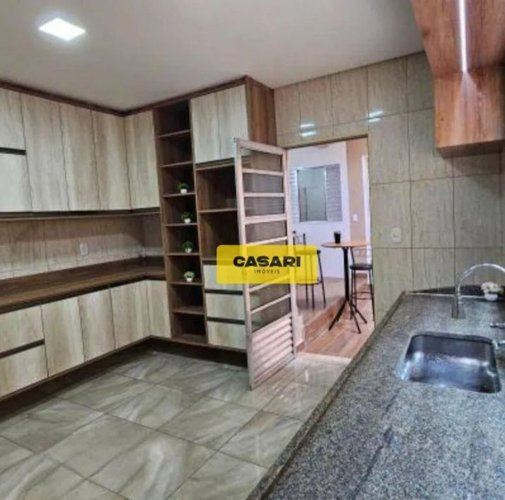 Sobrado com 3 dormitórios à venda, 203 m²- Dos Casa - São Bernardo do Campo/SP