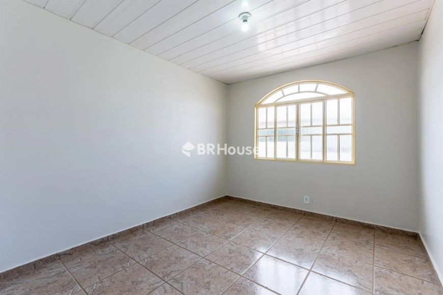 Águas Claras (Areal) | Casa 6 quartos, sendo 1 suite