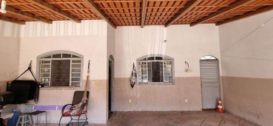 Imóvel para venda possui 120 metros quadrados com 3 quartos em Guará II - Brasília - DF