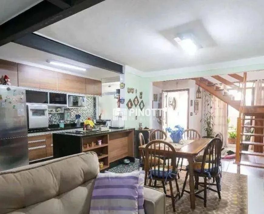 Sobrado com 3 dormitórios à venda, 200 m² por R$ 890.000,00 - Parque Terra Nova - São Bernardo do Ca