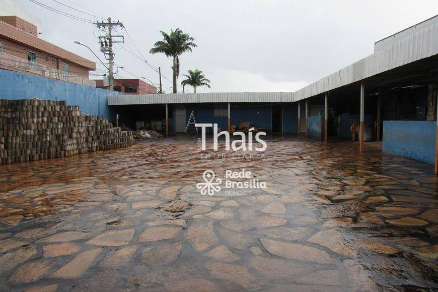 Área ADE 1 - Terreno comercial com sala e banheiro privativo - Área de Desenvolvimento Econômico