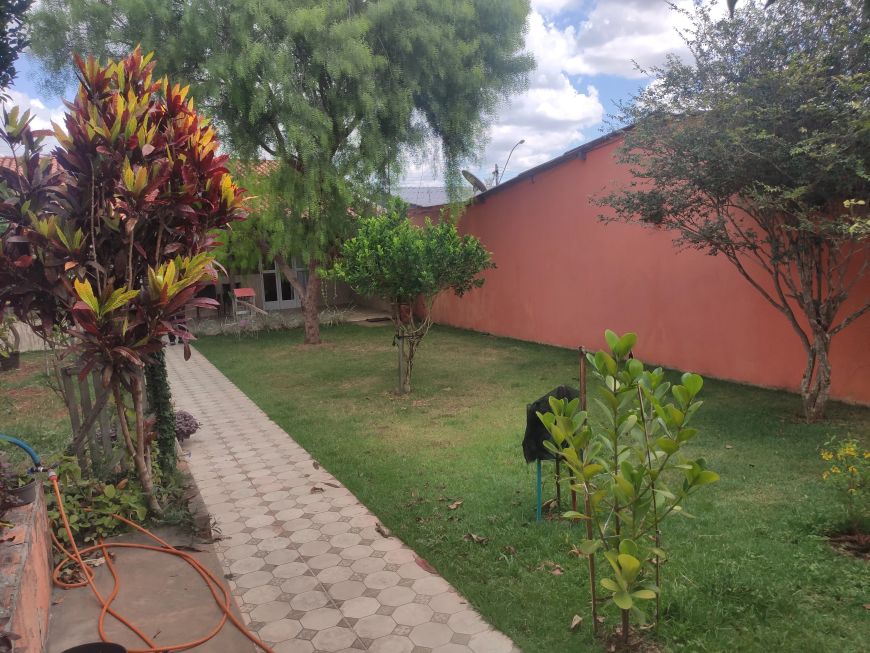 Vendo ótimo imóvel vazado no arapoanga