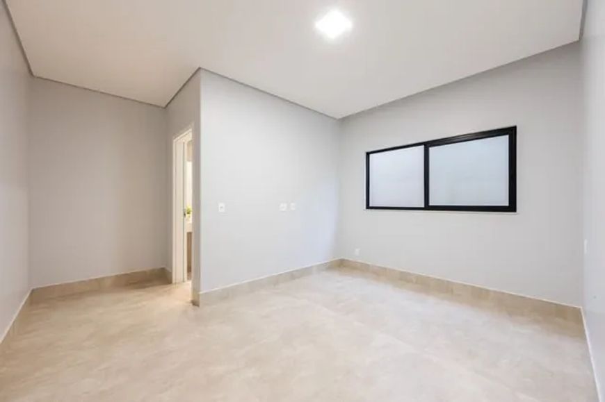 Rua 06 Vicente Pires Casa 4 Suítes 2 Vagas Piscina Sauna 350 m² Ac Permuta