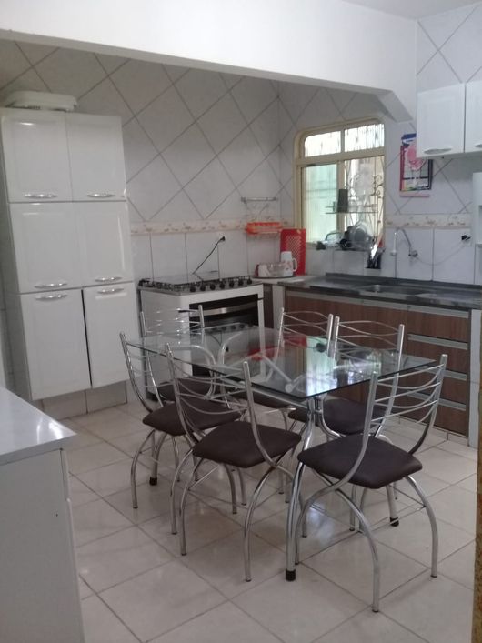 Setor Leste QD 41, Casa 3 quartos laje + 2 apartamentos fundos