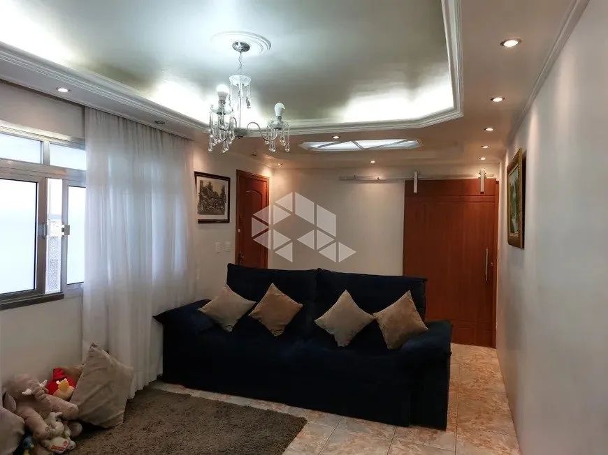 Casa com 3 dormitórios e 2 vagas na Parada Inglesa