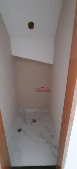 SOBRADO COM 3 DORM E 2 VAGAS ZL - PREÇO ABAIXO DO MERCADO