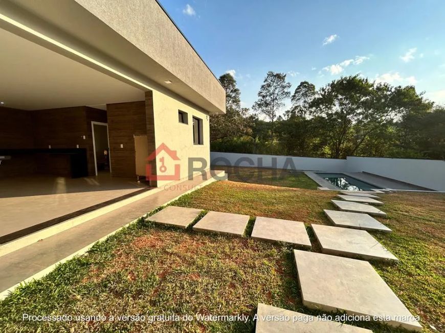 Cond. RK (Sobradinho) - Casa moderna, em lote de 1000m²