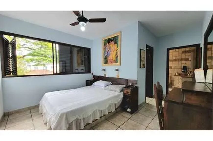 Sobrado para venda com 4 quartos, sendo 1 suíte, 289m²