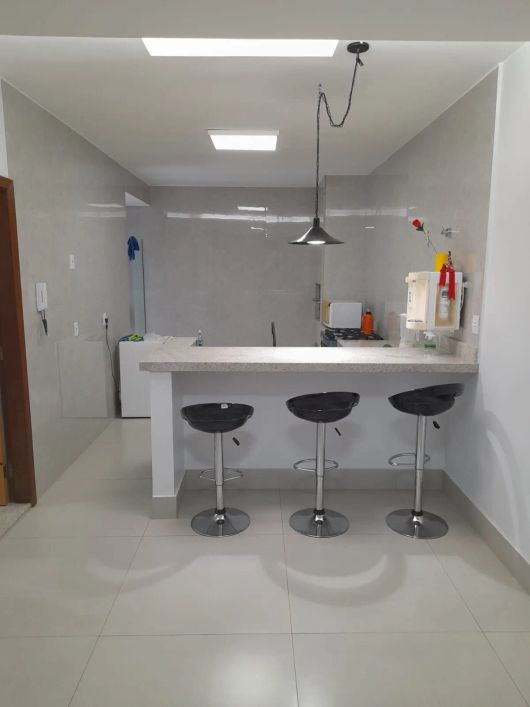 CASA 3 QUARTOS SUÍTE TERRAÇO REFORMADA LINDA GUARÁ 2 - BRASILIA - DF