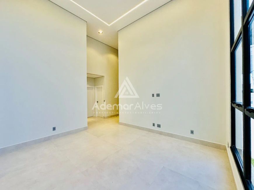 Alto da Boa Vista, Sobradinho-DF, Casa de 04 quartos Moderna com área de lazer com piscina