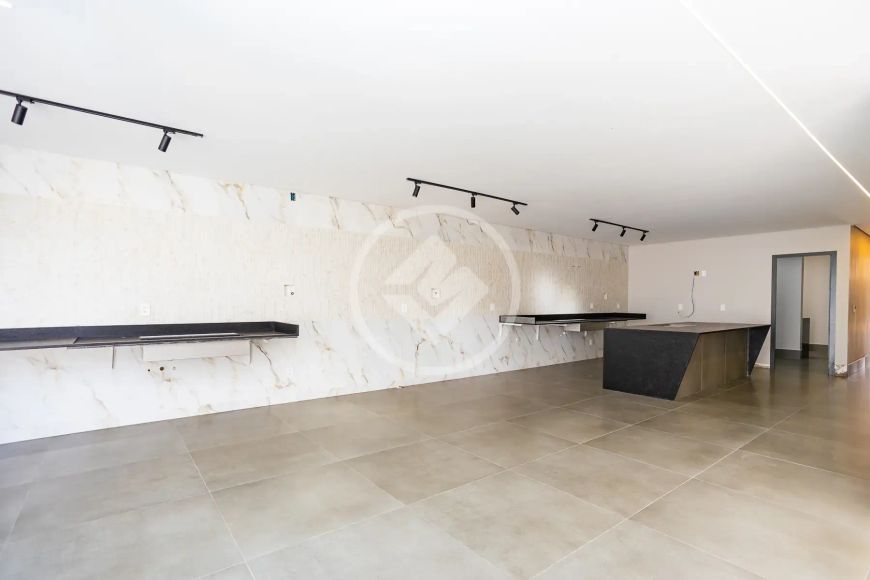 Casa de Alto Padrão em Arniqueira codigo: 85698