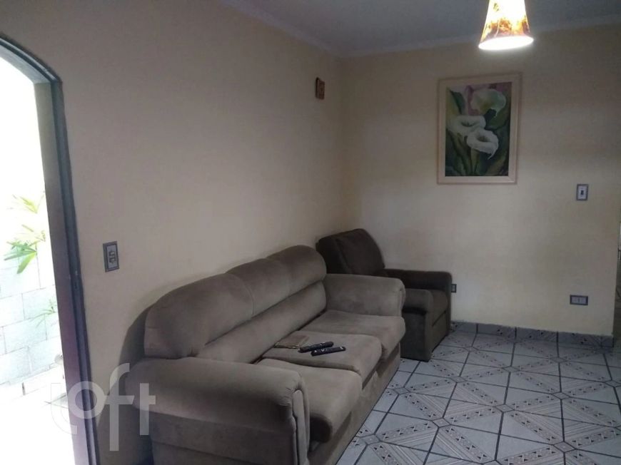 Casa à venda em Alves Dias com 236 m², 4 quartos, 1 suíte, 2 vagas