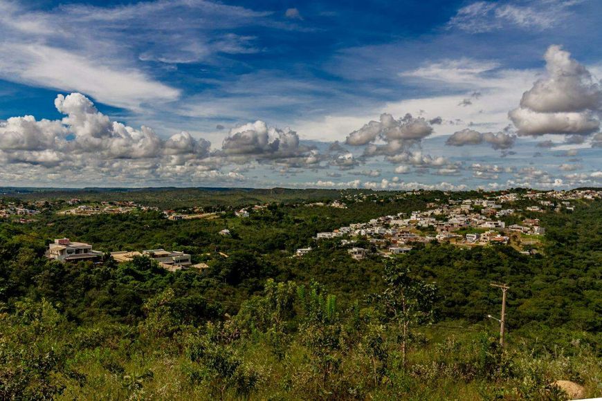 LOTE 2895m² SOLAR DA SERRA ESQUINA VISTA LIVRE PARA O VALE