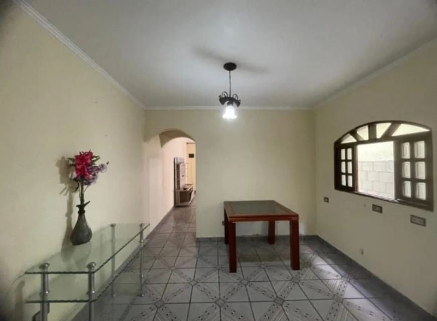 Sobrado para venda tem 236 metros quadrados com 2 quartos em Alves Dias - São Bernardo do Campo - SP
