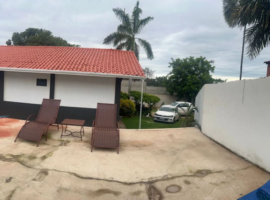 Vendo excelente casa no Lago Norte. Córrego do tamanduá.