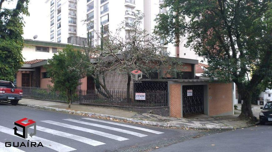 Casa térrea de esquina com terreno de 280 metros