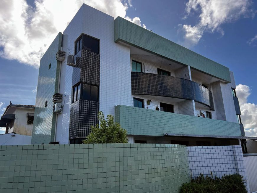 Apartamento 2 quartos com 70mts no Bairro dos Ipês