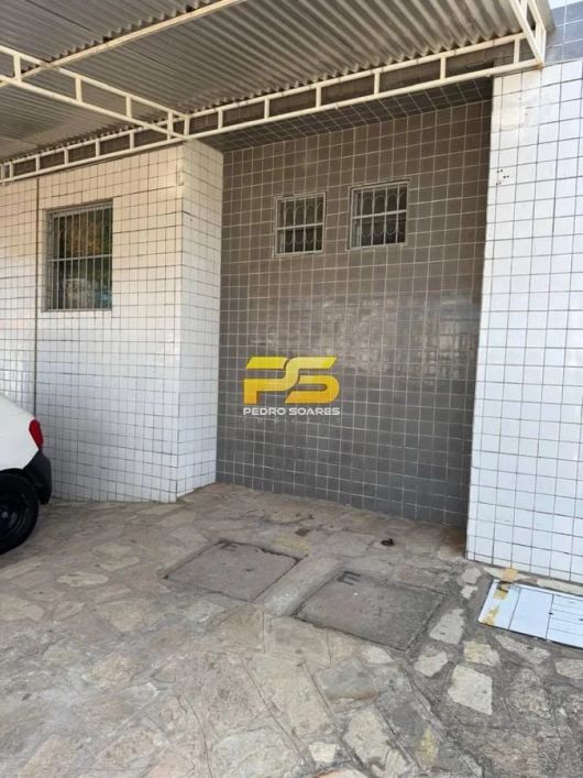 Apartamento á Venda com 2 quartos, José Américo