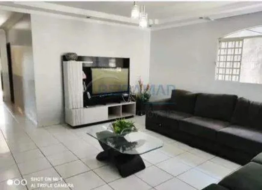 Casa 3 Quartos, 3 Suítes, Área de Lazer, 3 Vagas de Garagem à Venda na SHA Conjnuto 4 - Arniqueira