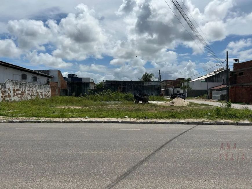 Terreno de esquina no Colinas do sul/Gramame - vende ou permuta medindo 20 x 23 - área total de 460m