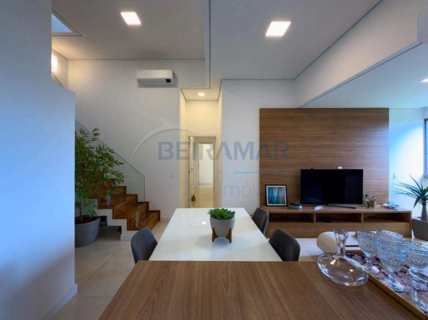 Cobertura Duplex 3 Suítes, Vista Livre, Área Gourmet, 3 Vagas de Garagem à Venda no Noroeste