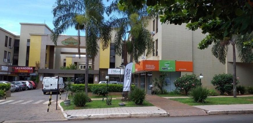 Venda Lojas Comerciais 4, 5 e 6 - Com 1 vaga de garagem - Ed. Boulevard Antares - Sudoeste