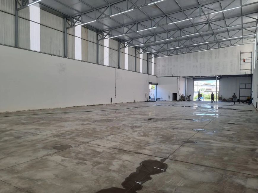 Galpão Logístico 870m² com pé direito 8 mts, 130m² de escritórios em terreno de 1.000m²- Setro In