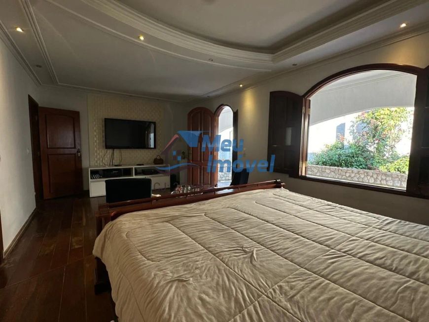 Arniqueiras Casa 6 Quartos 6 Suítes 600 m² Closet Banheira Jardim de Inverno